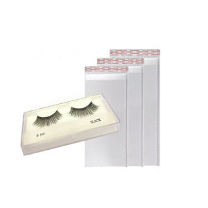 Individuelles LOGO bedruckte Poly-Blasen-Versandtasche für Wimpern gepolsterter Umschlag für Lippenstift - Product Image 4