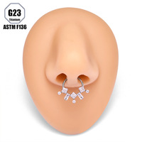 Cincin Septum Titanium G23 ASTM F136 Berhiaskan CZ Putih Persegi, Grade Implantasi, untuk Tindik Hidung, Pasokan Grosir