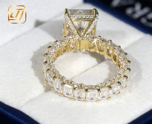 แหวนแต่งงานและหมั้นเพชรโมอิสซาไนต์ VVS ทองคำแท้ 14K ทรงเรเดียนท์คัท 9x11 มม. และทรงเอเมอรัลด์ 3x4 มม. ขายส่งฮิปฮอป - Product Image 5