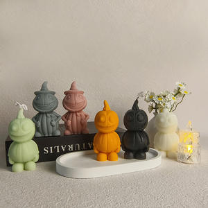 Bougie parfumée en forme de citrouille fantôme pour cadeaux et faveurs d'Halloween - Product Image 6