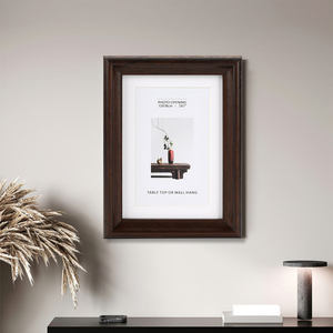 Cadre <span class=keywords><strong>photo</strong></span> classique peint à la main, en bois massif brun foncé, style nordique, qualité supérieure, vente en gros d'usine, élégant pour la décoration de table - Product Image 1