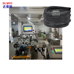 Machine de fabrication de conduites flexibles en PVC/plastique pour l'aspiration de voitures/lavage, tubes/tuyaux télescopiques souples pour usage industriel - Product Image 1