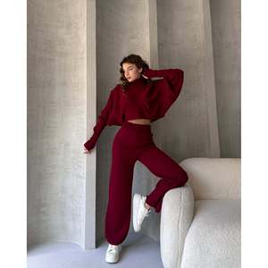 Conjunto de Dos Piezas DEFILL: Suéter Corto Blanco Estilo Pescador y Pantalones Anchos de Punto para Mujer, 100% Acrílico, Ropa Casual para Estar en Casa - Product Image 2
