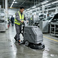 Nettoyeur de sols autoporté CleanHorse H20 Metro Station 2300 ㎡ Machine de nettoyage des sols des plateformes des gares ferroviaires