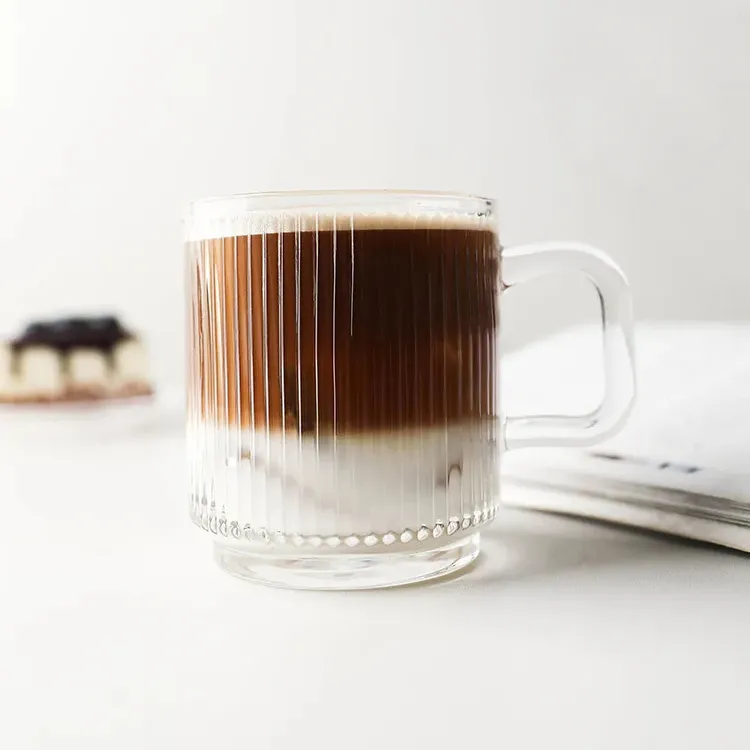 340 मिलीलीटर अनुकूलित हॉट सेलिंग रंगीन ग्लास कॉफी कप मग बिना ब्रेब्रेकेबल टी और हैंडल के साथ चाय कप
