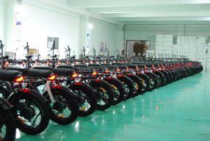 Bicicleta Eléctrica 2023 de 500W 48V 15Ah con Pedales, Neumáticos Anchos, Tipo Snowmobile, de Acero QS03 - Product Image 6