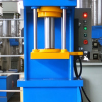 Presse hydraulique à cadre en C de 63 tonnes avec réservoir sous pression pour le poinçonnage/pliage/formage automatique des métaux
