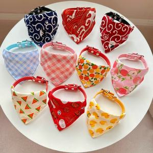 อุปกรณ์สัตว์เลี้ยงสุดหรู ผลิตจำนวนมาก พิมพ์ลายตามสั่ง ออกแบบโลโก้ ผ้าพันคอสัตว์เลี้ยงแบบสั่งทำพิเศษ ผ้าพันคอแมว ผ้าพันคอสุนัข ผ้าพันคอแบบ bandana - Product Image 2