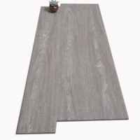 Fabrikpreis Modernes Design Luxus-Vinylboden Feuchtigkeitsbeständig Mehrfarbig Maßgefertigte Holzmaserung Klicksystem LVT-Bodenbelag