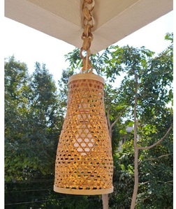 Ensemble de paniers en bambou artisanaux avec une construction tressée robuste pour la décoration de la maison de style farmhouse et des solutions de rangement pratiques - Product Image 5