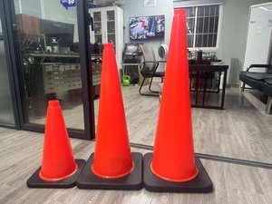 קונוסי תנועה עמידים וחזקים בצבע כתום, עשויים PVC, עם מחזיר אור לבן לשימוש בכביש, בגדלים 50, 70, 75, 90 ס\\\"מ (18 אינץ', 36 אינץ') עם לוגו בהתאמה אישית. - Product Image 6