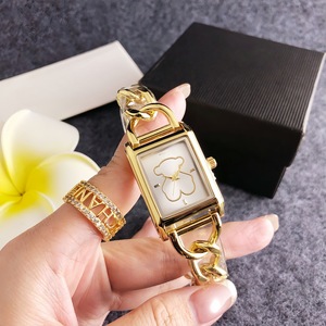 <span class=keywords><strong>Montre</strong></span> personnalisée haut de gamme, élégante et tendance, style coréen, avec chaîne épaisse argentée, cadran carré, <span class=keywords><strong>montre</strong></span> à quartz au design épuré - Product Image 3