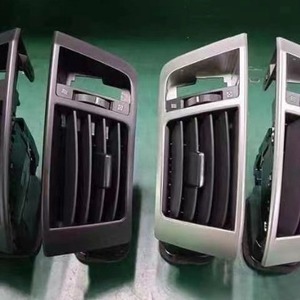 แผงช่องแอร์กลางหน้ารถยนต์แลนด์ครุยเซอร์ สีดำ ทำจากพลาสติก สำหรับติดตั้งบนแผงหน้าปัด รุ่นปี 2007-2015 LC200 FJ200 - Product Image 3