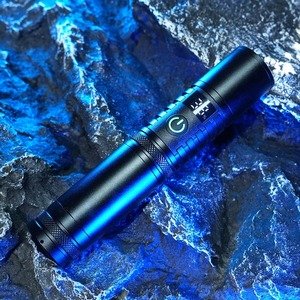 ไฟฉาย LED ซูมได้ ตัวเรือนอลูมิเนียมอัลลอยด์ ใช้แบตเตอรี่ 26650 เหมาะสำหรับตั้งแคมป์ ตกปลา พร้อมหน้าจอแสดงพลังงาน - Product Image 1