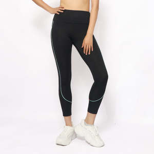 Venta al por mayor de las mujeres de contraste de rayas Tipping Yoga Fitness Leggings Butt Lifting Leggings para las mujeres - Product Image 6