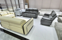Canapé d'angle moderne inclinable électrique avec chaise longue, configuration 3+1, appuie-têtes réglables, rembourrage en mousse à mémoire de forme, structure en bois, revêtement en tissu