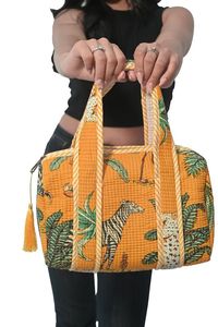 Handmade Premium Quality Classical Design Printed Block Print Tote <b>Bag</b> with Border Yellow & Green In Wholesale Price <b>For</b> <b>Women</b> - Product Image 2