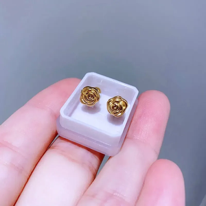 Pendientes minimalistas de aleación de titanio y acero inoxidable para mujer, joyería apilable de alta calidad, accesorios elegantes - Product Image 4