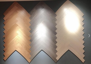 Taille et couleur personnalisées Planche large <span class=keywords><strong>Chevron</strong></span> en arête <span class=keywords><strong>de</strong></span> poisson <span class=keywords><strong>Chevron</strong></span> Échantillon gratuit <span class=keywords><strong>de</strong></span> plancher en bois <span class=keywords><strong>d</strong></span>'ingénierie <span class=keywords><strong>Prix</strong></span> <span class=keywords><strong>d</strong></span>'usine - Product Image 6