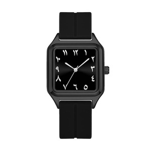 <span class=keywords><strong>Montre</strong></span> à quartz étanche avec calendrier, bracelet carré en silicone, nouvelle mode 2026, luxe léger et de niche, pour hommes et femmes - Product Image 3