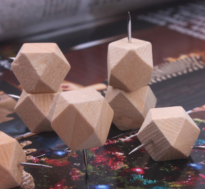 2025热卖地标形木地图推销软木板墙画图钉DIY相册推销 - Product Image 3