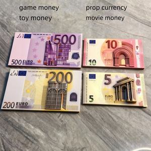 Faux billets d'euros réalistes de haute qualité pour tournages cinématographiques et décorations de fête - Product Image 2