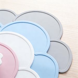 แผ่นรองจานซิลิโคนรูปทรงเมฆ ปลอดสาร BPA เกรดอาหาร ไม่ลื่น กันน้ำ สำหรับเด็กทารก เด็กวัยหัดเดิน เด็กโต ใช้กับโต๊ะอาหาร เก้าอี้สูง - Product Image 4