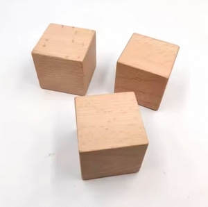 Décoration - Cubes de bois de 4 cm, blocs de bois de hêtre bien polis, blocs de bois naturel Echo, blocs de construction DIY - Product Image 5