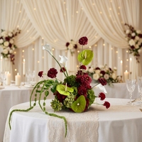 Centre de table floral élégant personnalisé, composition florale en boule pour mariage, demande en mariage et décoration de fête