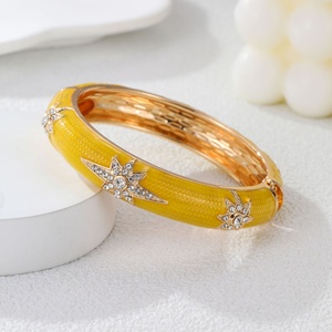 Bracelets à maillons pour femmes, plaqués or émaillé, zircon, design de niche, effet goutte d'huile, plusieurs couleurs, best-seller, en stock - Product Image 5