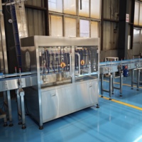 Ligne de production complète et automatique d'embouteillage d'eau minérale, machine de remplissage, de bouchage et d'étiquetage de bouteilles PET pour eau pure