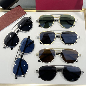 Gafas de sol con montura metálica, protección UV400, tipo 3, estilo aviador, unisex, a la moda, para hombres y mujeres - Product Image 1