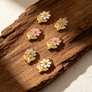 Grosir Liontin Bunga Daisy Warna-warni Enamel Stainless Steel <span class=keywords><strong>2.3</strong></span>*1.3cm, Aksesoris Perhiasan DIY - Product Image 3