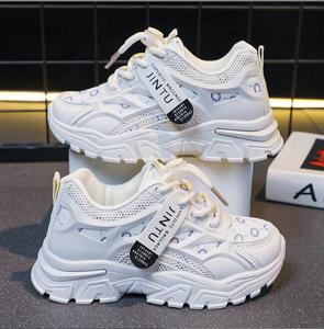 <span class=keywords><strong>Scarpe</strong></span> per bambini <span class=keywords><strong>scarpe</strong></span> Casual da ginnastica traspirante in Mesh Comfort <span class=keywords><strong>scarpe</strong></span> sportive per bambini ragazzi ragazze da esterno antiscivolo <span class=keywords><strong>basket</strong></span> da Running Sneakers - Product Image 6