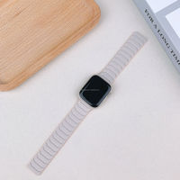 Bracelet de montre en silicone magnétique sportif, bracelet en silicone, bracelet de montre en caoutchouc pour Iwatch Series 11 10 9, bracelet de montre intelligente