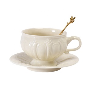 Juego de café y té en relieve europeo al por mayor personalizado Taza de cerámica con caja de regalo - Product Image 5