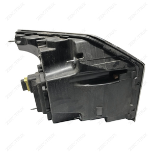 Lampada frontale L 23992215/R 23992216 per inno 2018 + - Product Image 4