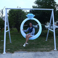 Balançoire de patio lumineuse avec anneau en forme de diamant, chaise interactive à LED pour hôtel, jardin, cour
