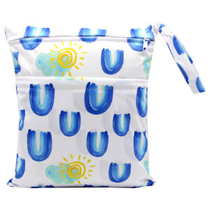 Sac humide à double fermeture éclair Sacs à couches imperméables pour bébé Sacs à couches imprimés personnalisés avec poignée anti-fuite - Product Image 2