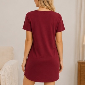 Camicia da Notte Elegante e Traspirante per Donna, Abbigliamento Estivo Personalizzato in Pezzo Unico - Product Image 3