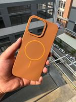 Coque de téléphone antichoc en TPU magnétique givré doux avec cadre contrasté pour iPhone 15 16 Pro Max