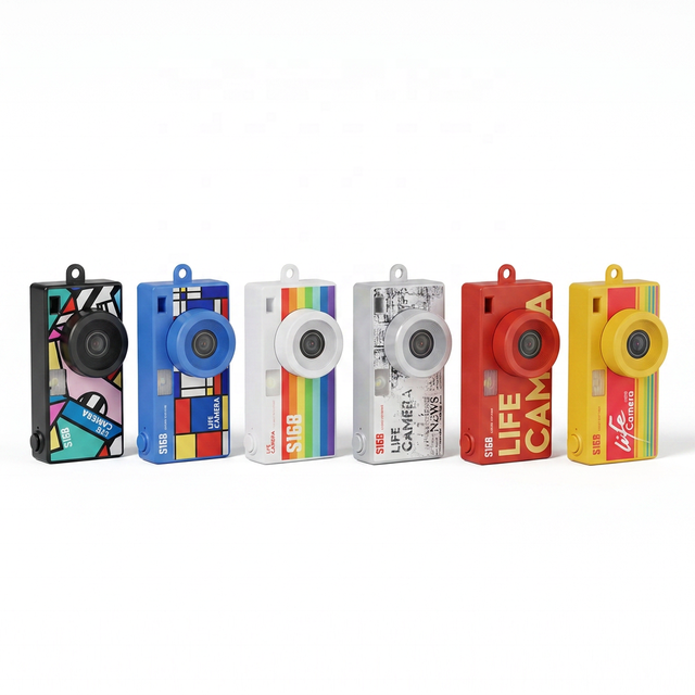 S168 Best Selling Students Mini Thumb Camera  Recording Function Keychain Pendant Digital Camera for Kids