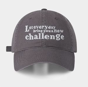 Casquette de baseball en coton lavé avec broderie de lettres « Que chaque jour vous apporte un nouveau défi », unisexe, réglable, style décontracté pour papa - Product Image 3