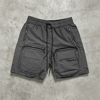Shorts cargo utilitaires personnalisés pour hommes, design streetwear, avec poches, imprimés, en nylon, style bermuda