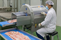 Machine de découpe automatique à moteur réglable haute capacité pour viande congelée, os, bacon, jambon, fromage