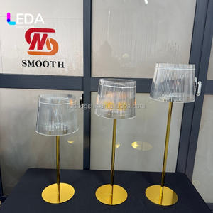 ชุดโคมแก้ว LEDA 3 ชิ้น ขาตั้งสีทอง ที่วางเทียนสำหรับตกแต่งงานแต่งงาน - Product Image 1