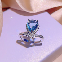 Ensemble de bijoux élégant bleu aqua CZ 3 pièces plaqué platine, collier, boucles d'oreilles et bague en zircon bleu Paraiba en forme de goutte et carrée, ensemble de mariée