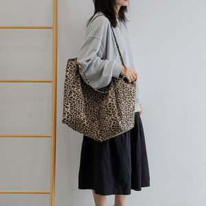 Venta al por mayor de gran capacidad de las mujeres de la moda de <span class=keywords><strong>leopardo</strong></span> bolsos de hombro Casual Weekender Shopping Bag Canvas Tote Bag - Product Image 5