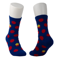 Chaussettes en coton Pilates Funny Chips Crew Length en bleu foncé avec des points rouges Fun Fashionable Spring Style
