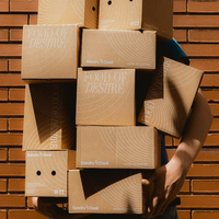 Boîte d'expédition en carton ondulé kraft personnalisée, imprimée à l'encre blanche écologique, avec pelliculage mat, emballage alimentaire pour abonnement de pâtes